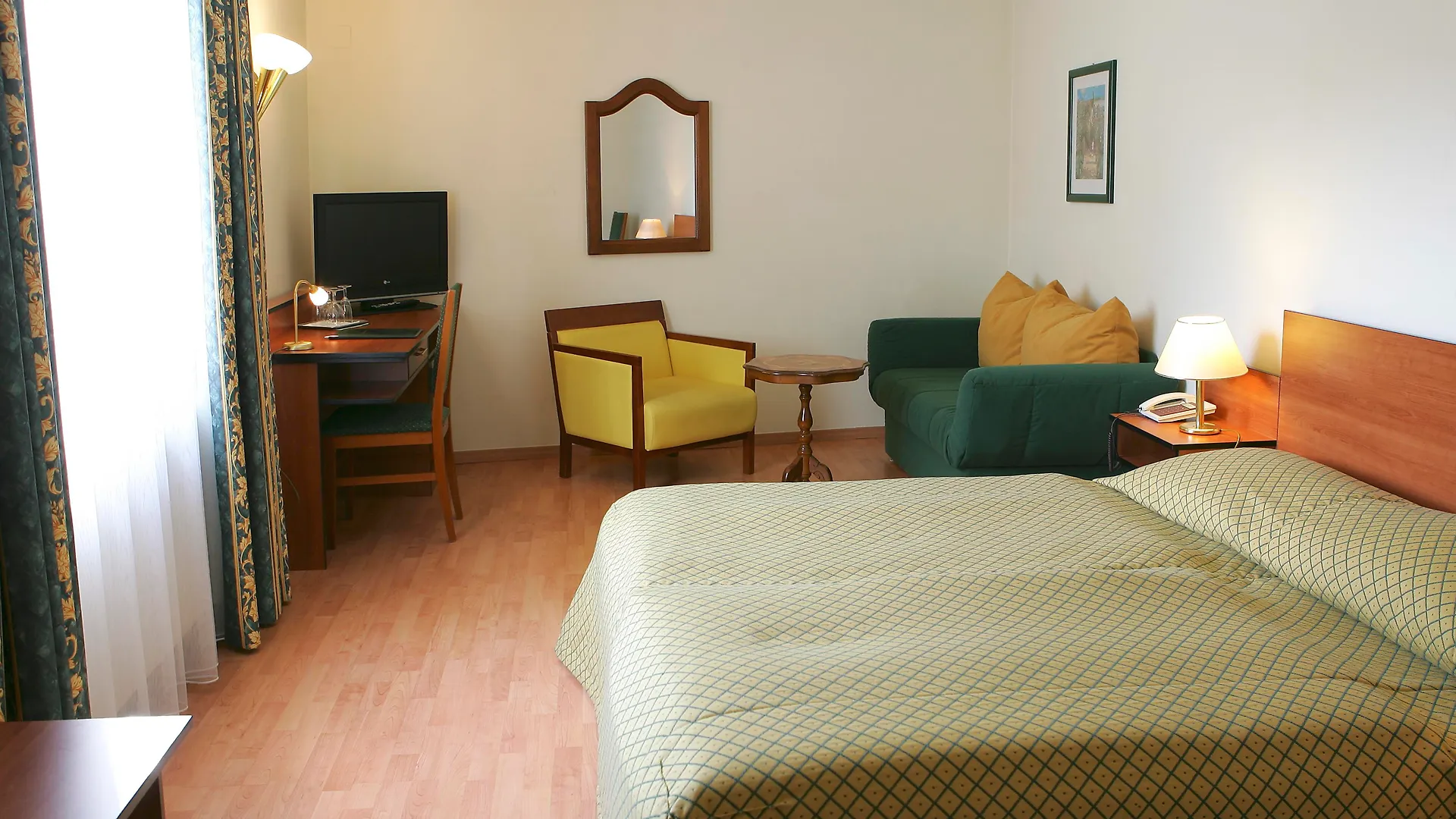 Caratart Hotel Bombolo Wien