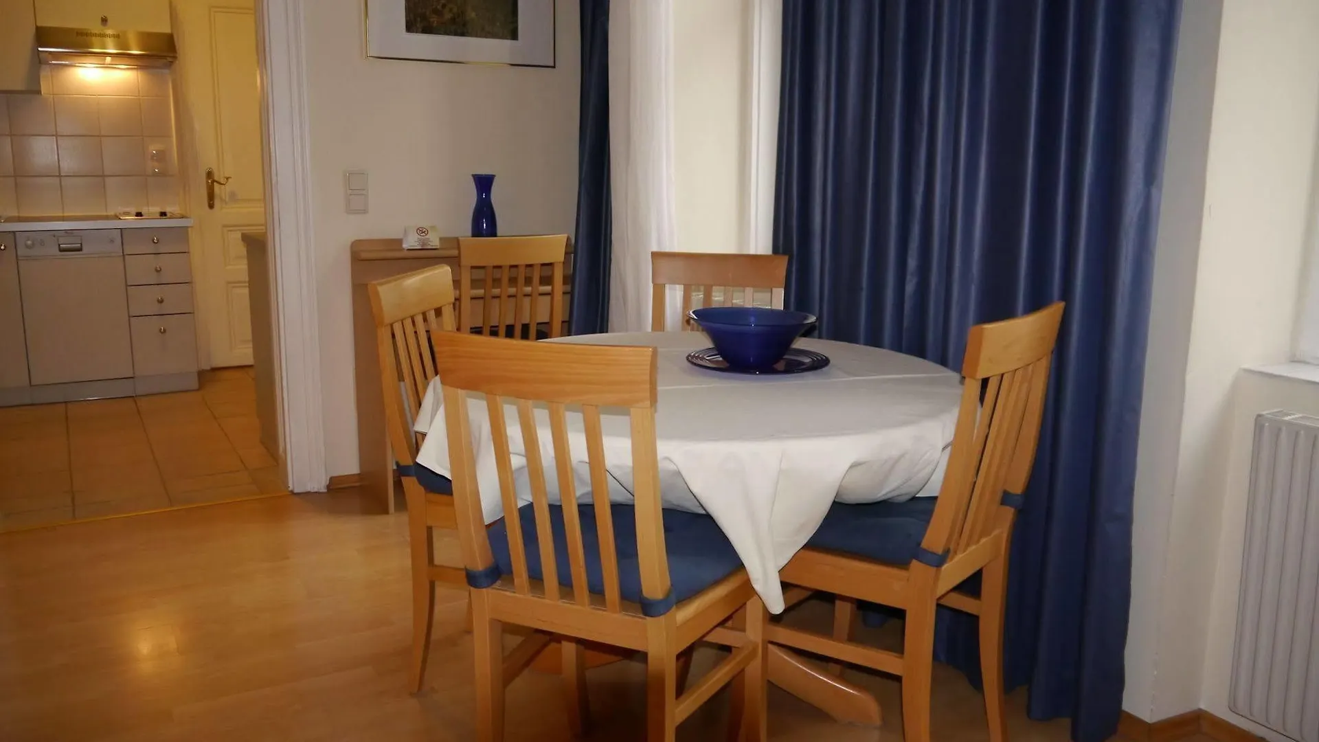 Caratart Hotel Bombolo Wien 4*, Vienne