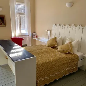  Апартаменты Altstadthaus Cityappartements Австрия