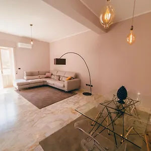 Ficu Palace Italia