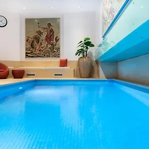 https://altstadthotel-wolf-dietrich.saalbachhinterglemmhotels.com