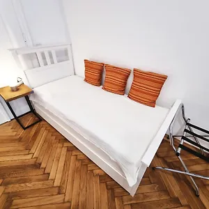 Apartment Gal, Vienna