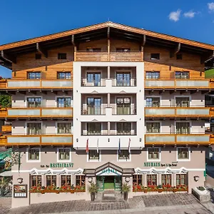 **** Hotel Neuhaus Østrig