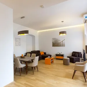 Apartment Debo Naehe Westbahnhof - Contactless Check In, Vienna