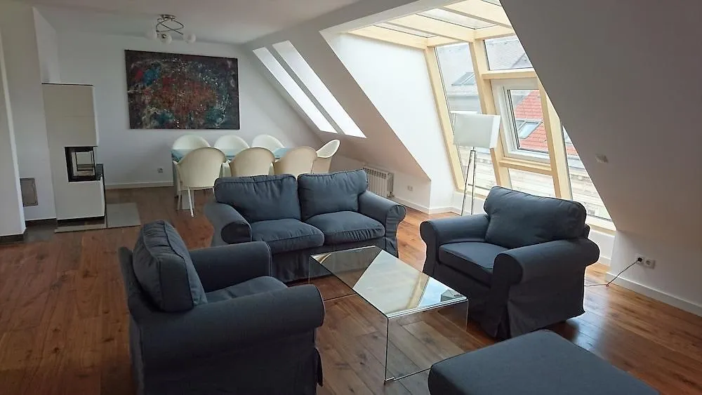 Caratart Hotel Bombolo Wien