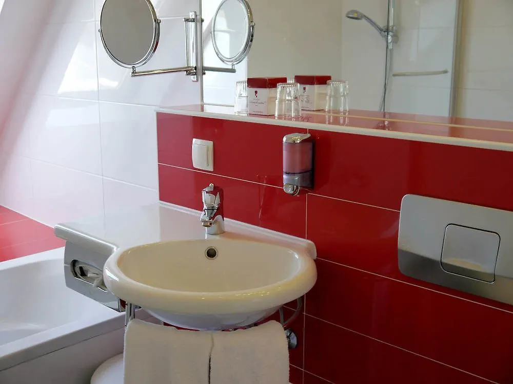 Caratart Hotel Bombolo Wien 4*, Vienne